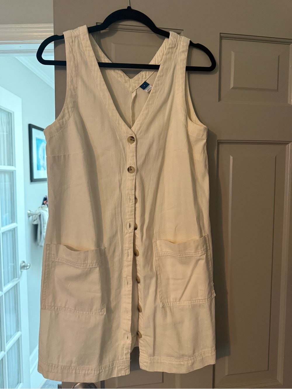 Old Navy Cream V-Neck Men’s Shirt